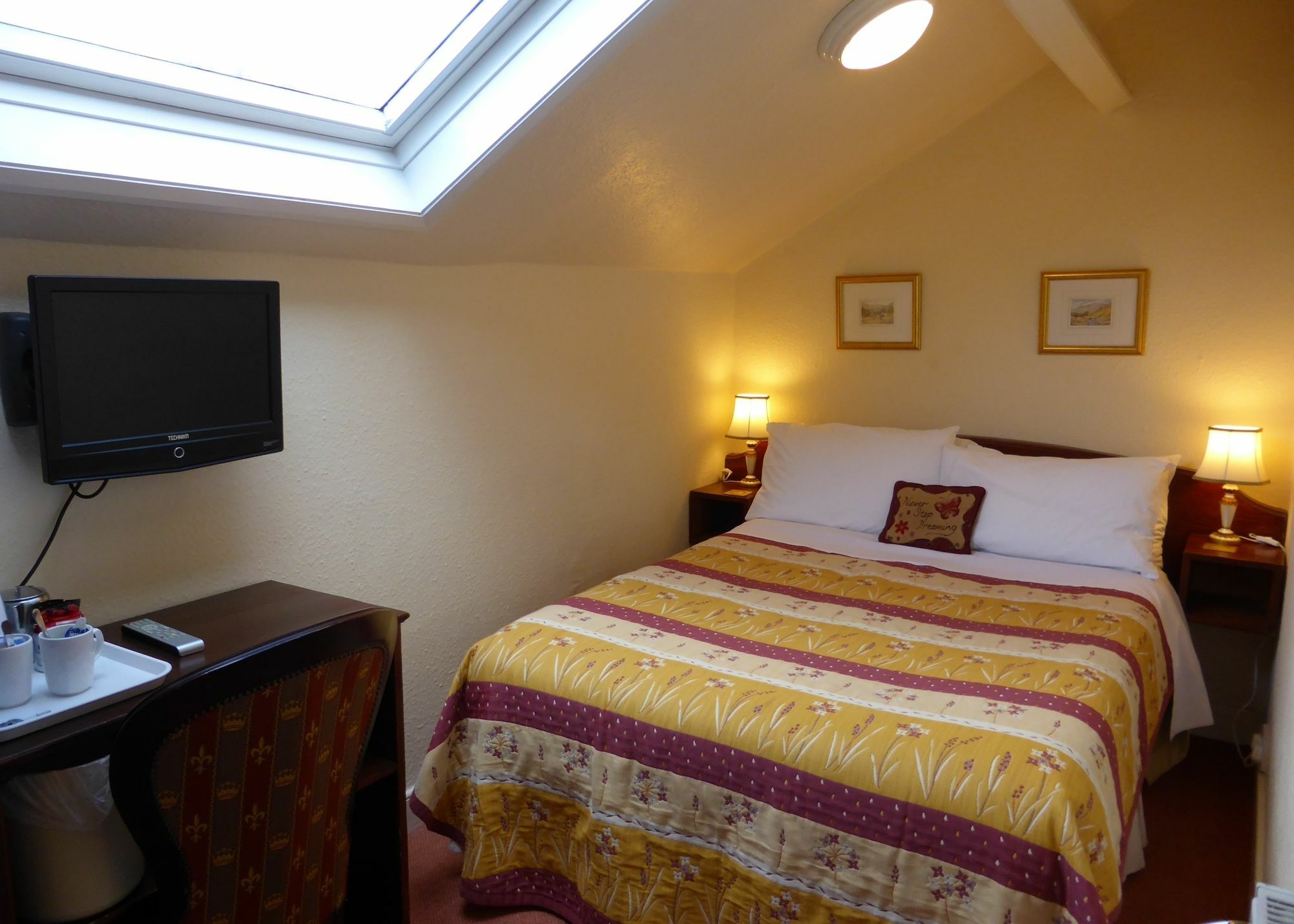 May Cottage B&B Bowness-on-Windermere Ngoại thất bức ảnh